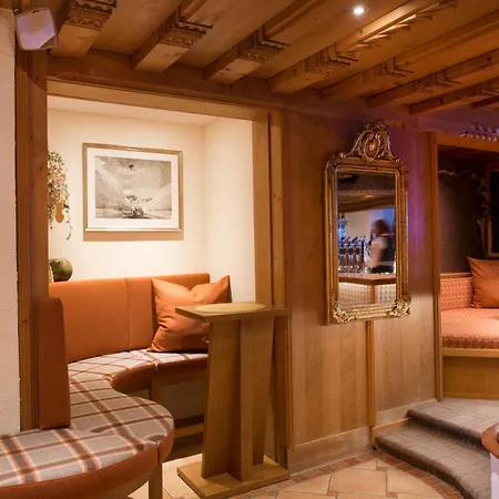 فندق Albona Nova 4*
