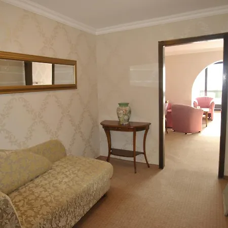 Hotell Albona Nova Zürs