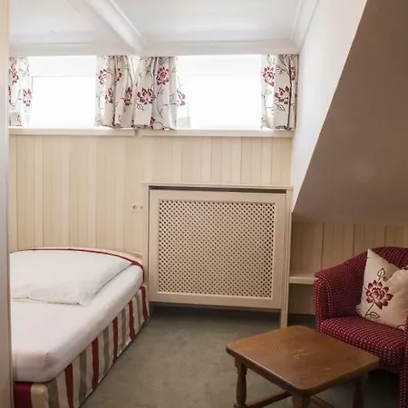 Hotel Albona Nova 4*