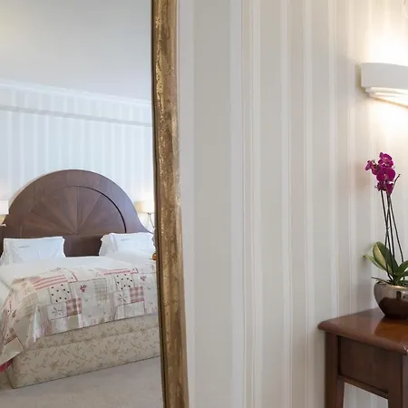 Albona Nova Hotel 4*