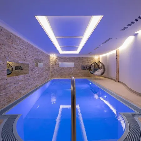 Albona Nova 4* Zürs